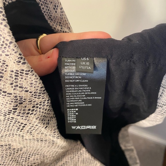 NWOT Free People|| Midnight Magic Printed Mini Skirt Women's Size 6, Sna… - Picture 8 of 9